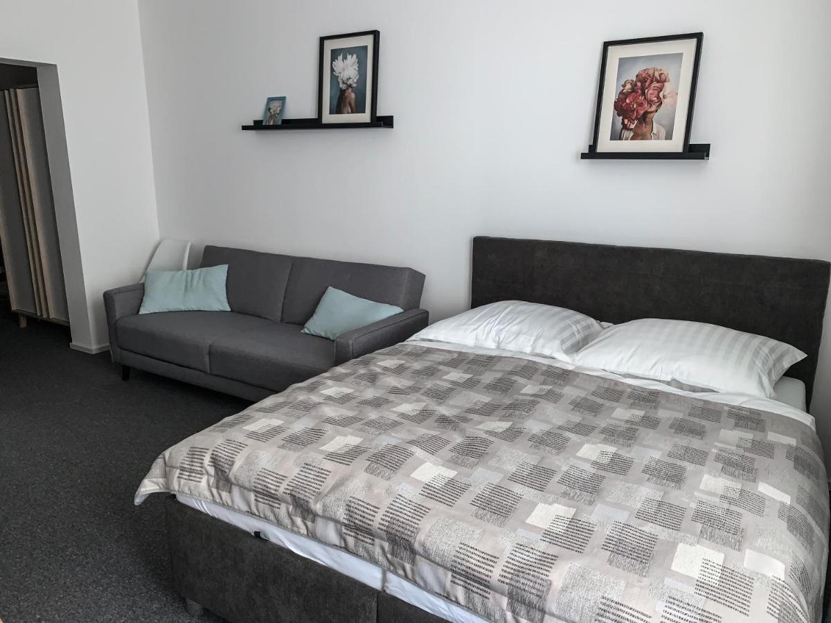 Apartman J&J Бешенёва Экстерьер фото